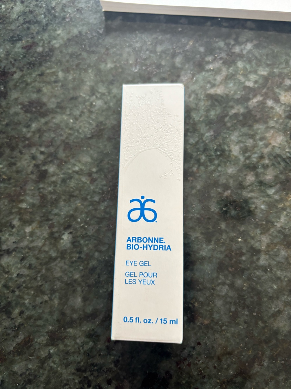Arbonne Bio-Hydria Eye Gel – White & Blue Box